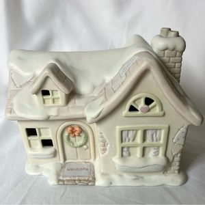 Precious Moments Collection Sugar Town House c1992 Christmas House